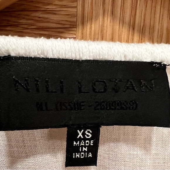 Nili Lotan | Theia Blouse | White Linen | size XS| Excellent - Picture 7 of 13